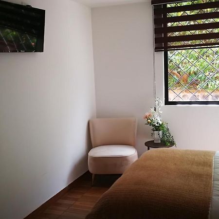 Chapelet Hostal Табабела Экстерьер фото