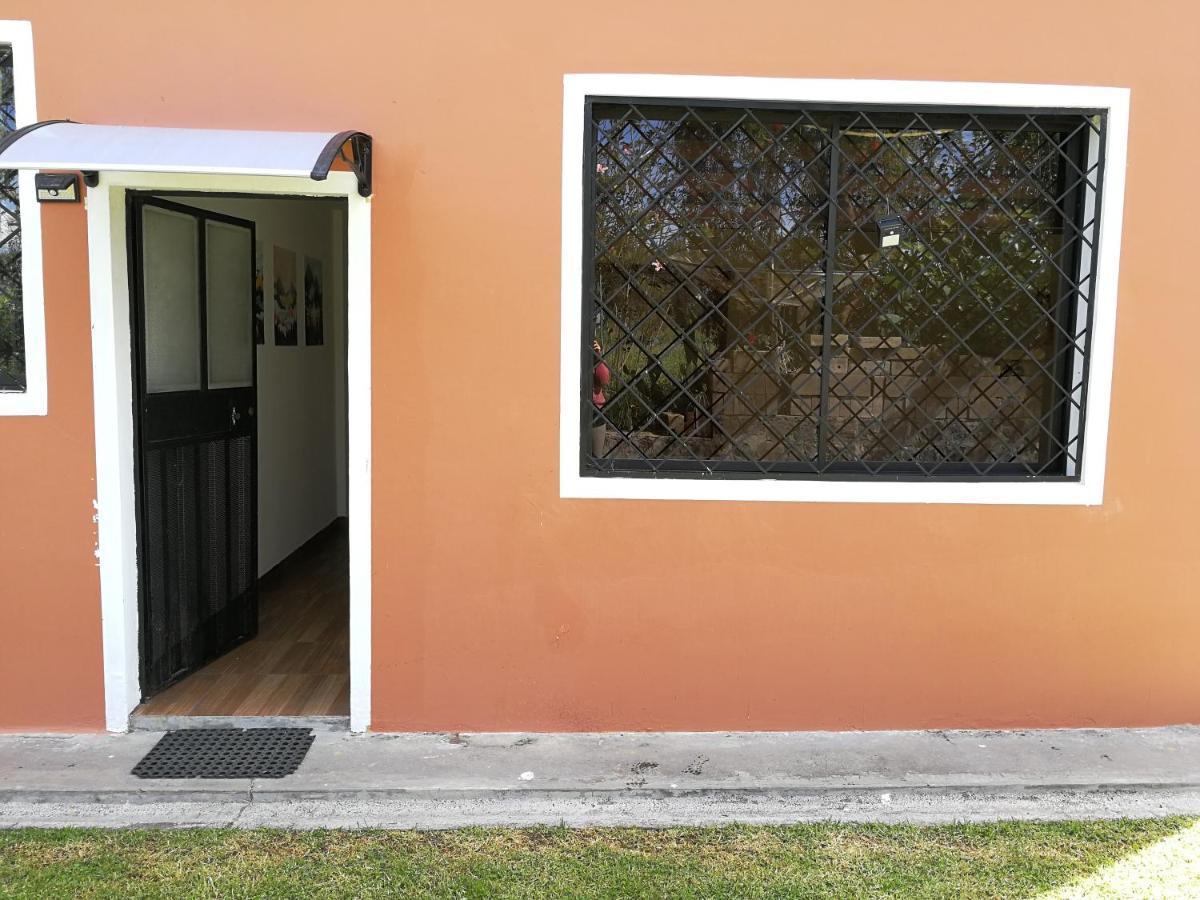 Chapelet Hostal Табабела Экстерьер фото