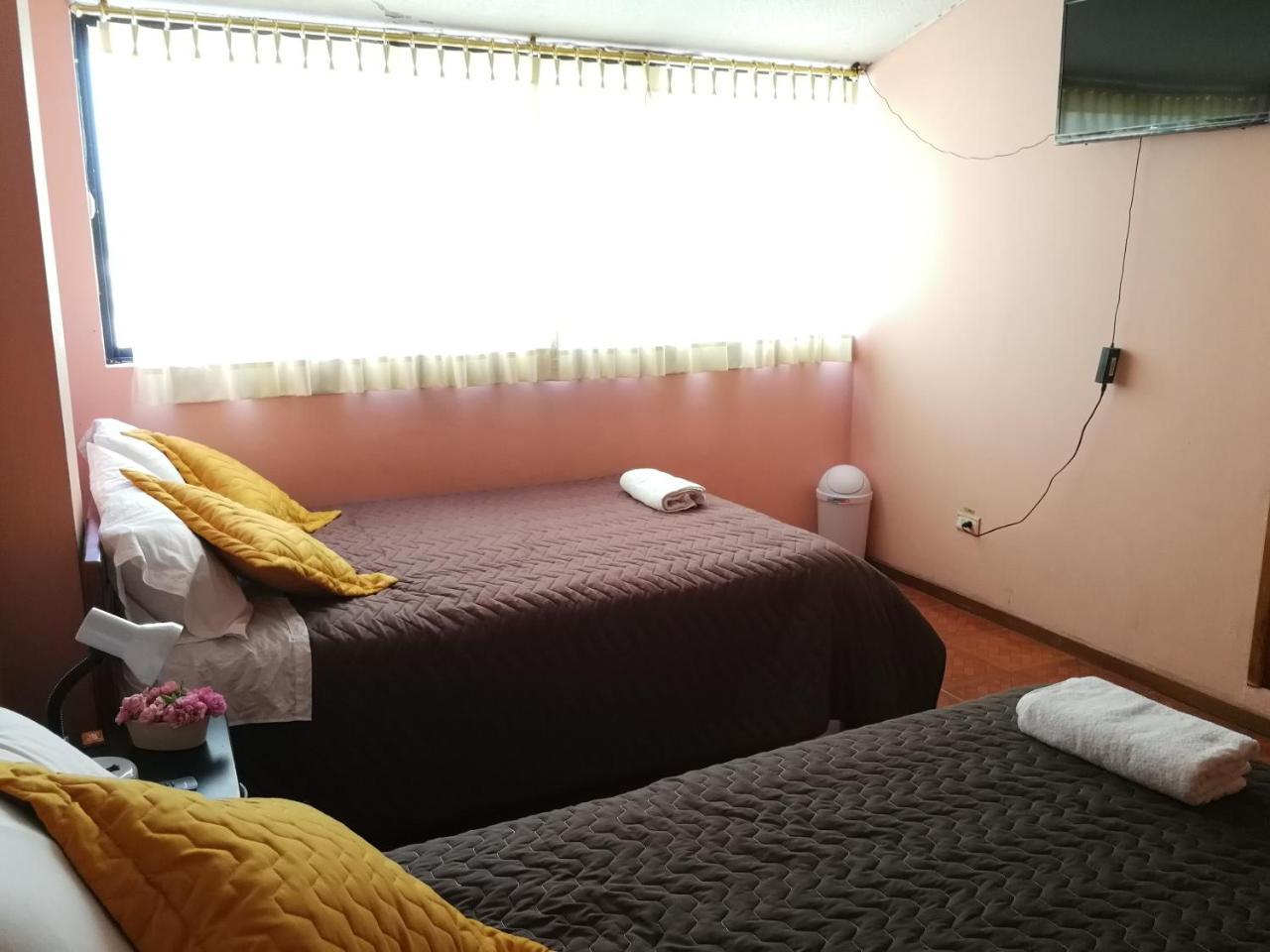 Chapelet Hostal Табабела Экстерьер фото