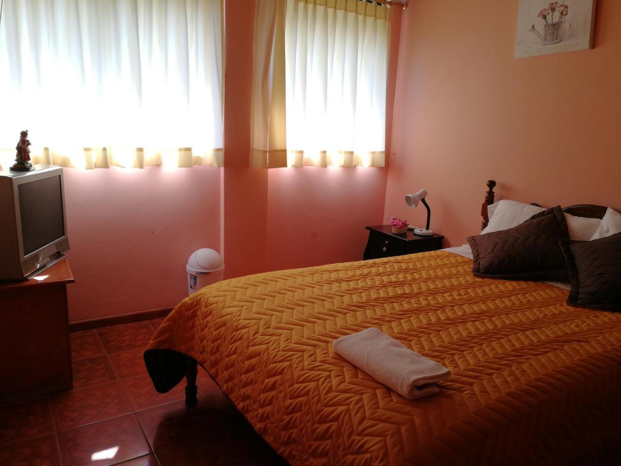 Chapelet Hostal Табабела Экстерьер фото
